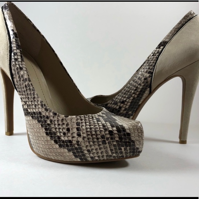 Bcbg Python Heels. Us Size 9.5